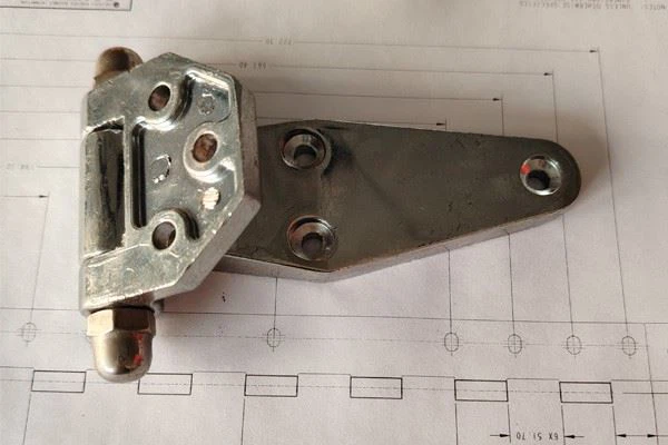Exposed Custom Heavy Duty Hinges