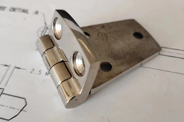High-strength Hinge